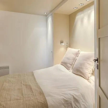 In With Sea View & Pool, Cleaning Included Villa *