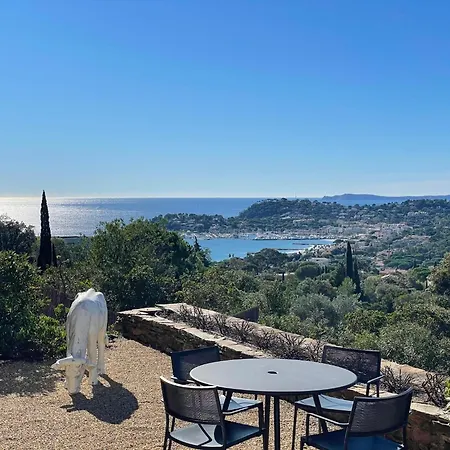 In With Sea View & Pool, Cleaning Included Villa Cavalaire-sur-Mer