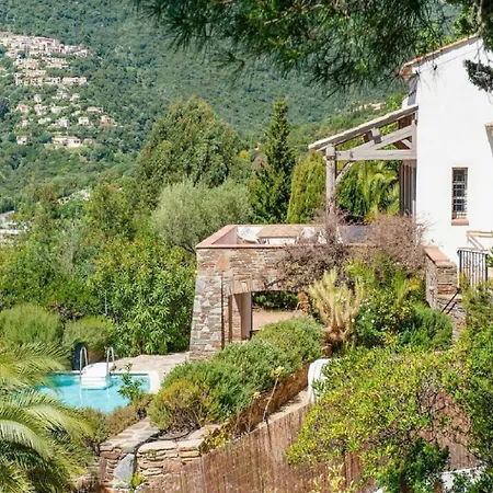 In With Sea View & Pool, Cleaning Included