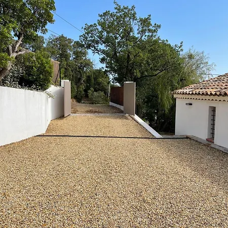 In With Sea View & Pool, Cleaning Included *