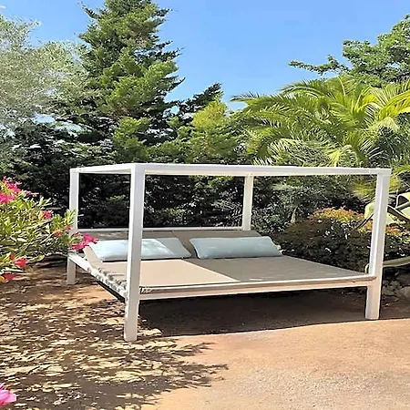 Villa In With Sea View & Pool, Cleaning Included